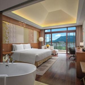 HUALUXE Kunming by IHG - 36