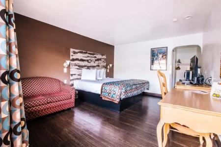 Anaheim Discovery Inn and Suites - 24