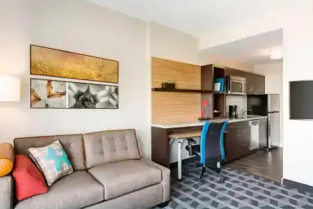 TownePlace Suites Orlando Airport - 5