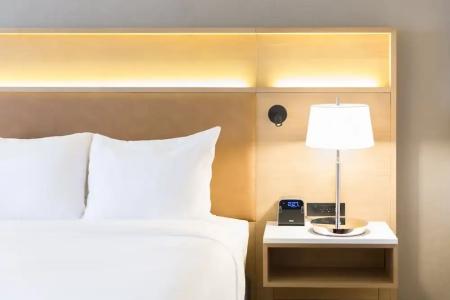 Radisson Phoenix Airport - 41