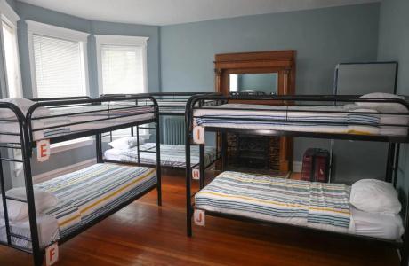 Wrigley Hostel - 32