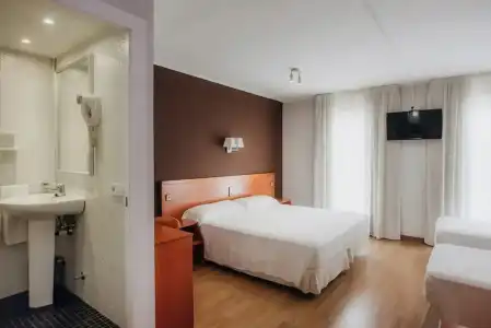 Marina Tossa - 37
