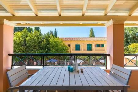 Bella de Lux Apts - 54