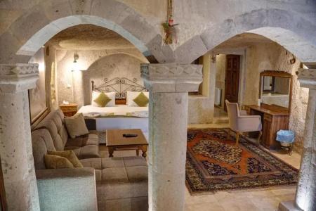 Elegance Cave Suites - 59