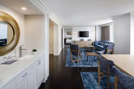 Hyatt Regency Wichita - 79