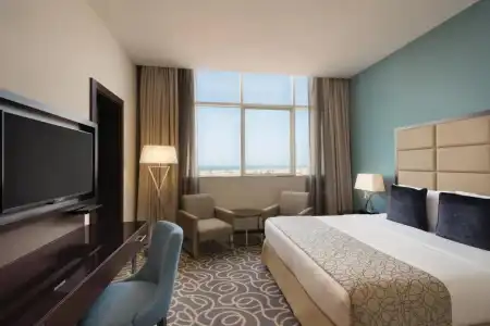 Ramada by Wyndham Abu Dhabi Corniche - 31