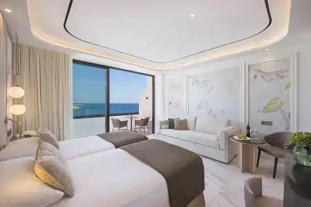 Adams Beach & Spa - 2
