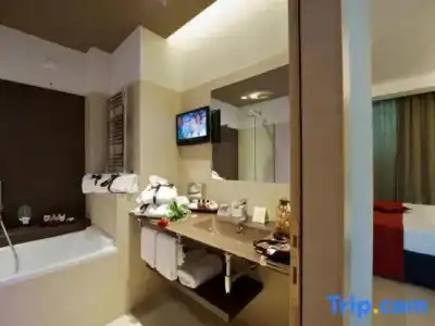 UNAHOTELS Villa dei Platani Foligno - 74