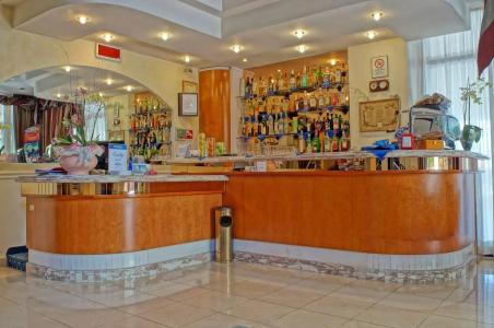 River Fronte Mare Con Piscina - 32