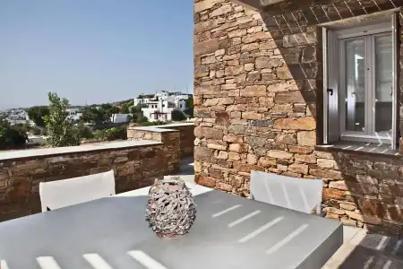 White Tinos Luxury Suites - 14
