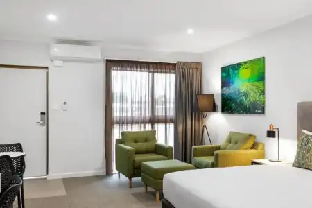 Quality Inn Presidential - 43