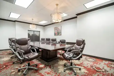 Hawthorn Suites by Wyndham Lubbock - 19