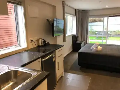Autoline Queenstown Motel - 146