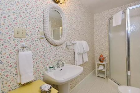 Wilburton Inn - 98