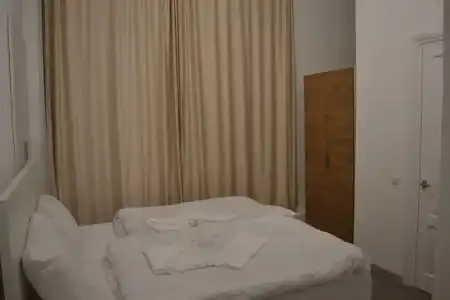 Loft Hostel Guest House - 20