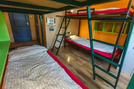 Island Hostel - Adults only - 23