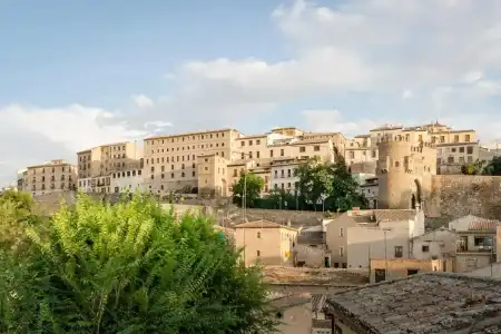 YIT Puerta Bisagra - 19