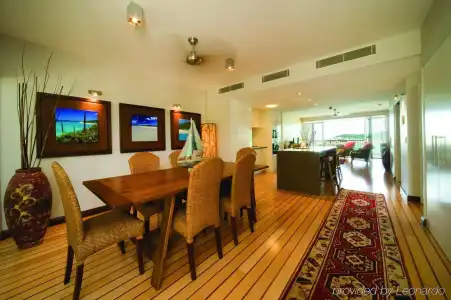 The Boathouse Apartments - 10