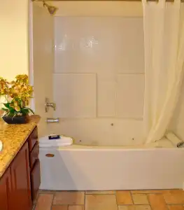 Club De Soleil All-Suite Resort - 8