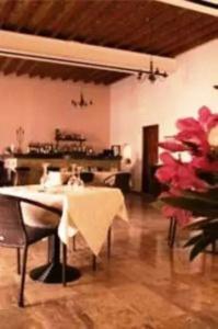 Lefkara & Restaurant - 14