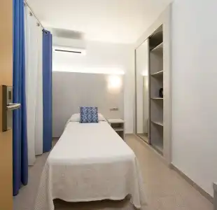 Hostal Roca - 17
