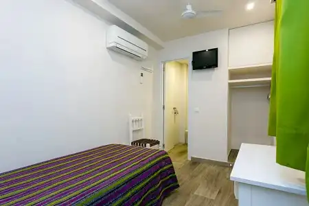Sol y Miel Hostal - 60