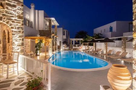 Zefi & Suites - 200