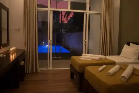 The Suite 262 - 32