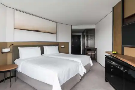 Shangri-La - 5