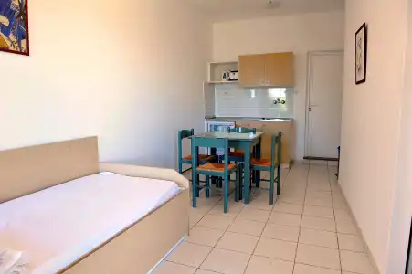 Mirabella Apartments - 7