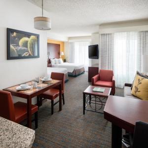 Residence Inn Phoenix Desert View at Mayo Clinic - 30