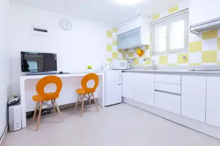 Wow Hills Guest House - 33
