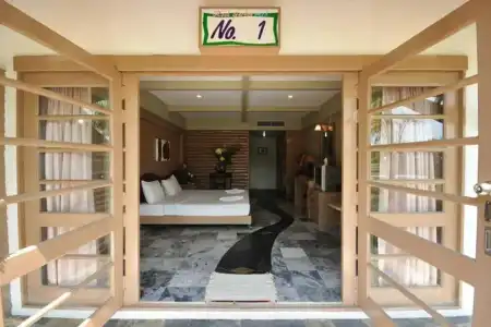 Rock Garden Beach Resort - 0