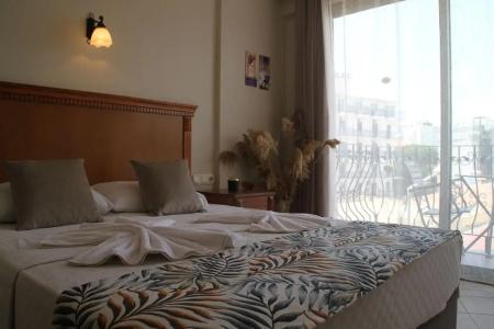 Rosy Suites - 76