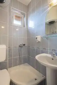 Vila Ivanovic - 33