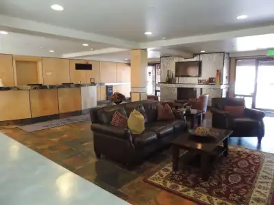 GetAways at Park Regency Resort - 1
