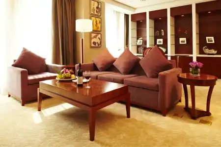 Regal Jinfeng - 84