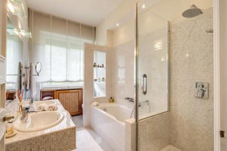 La Gaura Guest House - 82