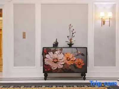 Nanjing Grand - 63