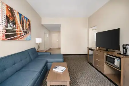 La Quinta Inn & Suites by Wyndham Chicago Downtown - 31