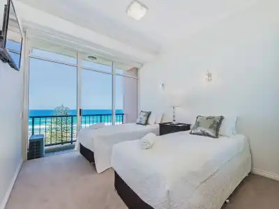 Oceana on Broadbeach - 6