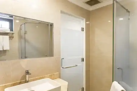 Seven Seas and Apartment - 118