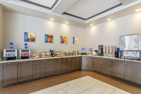 Best Western Naples Plaza - 29