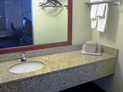 Motel 6 Houston, TX - East - 8