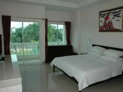 East Shore Resort - 6