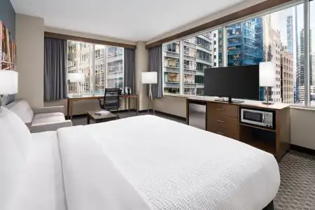La Quinta Inn & Suites by Wyndham Chicago Downtown - 64