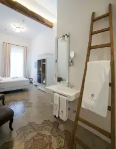 Madinat - 120