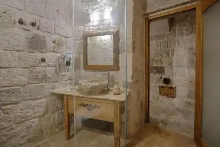 Hera Cave Suites - 88