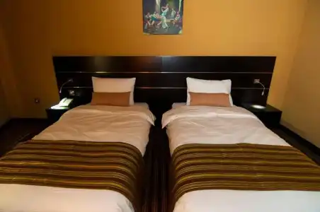 Aldar - 34