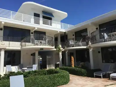 High Noon Beach Resort - 0